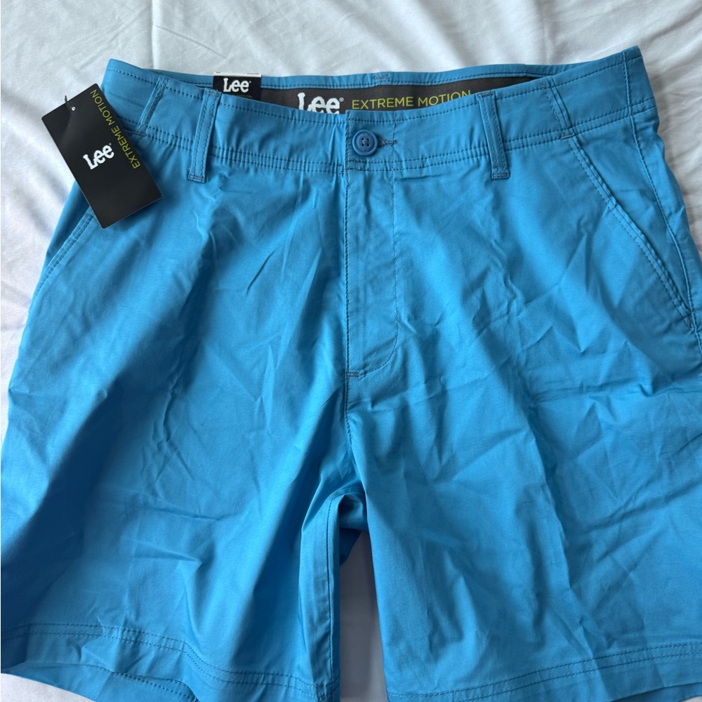 Lee Men's Vibrant Blue Flat Front Shorts